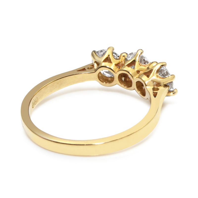 18ct Yellow Gold 3 Stone Antique Style Diamond Ring