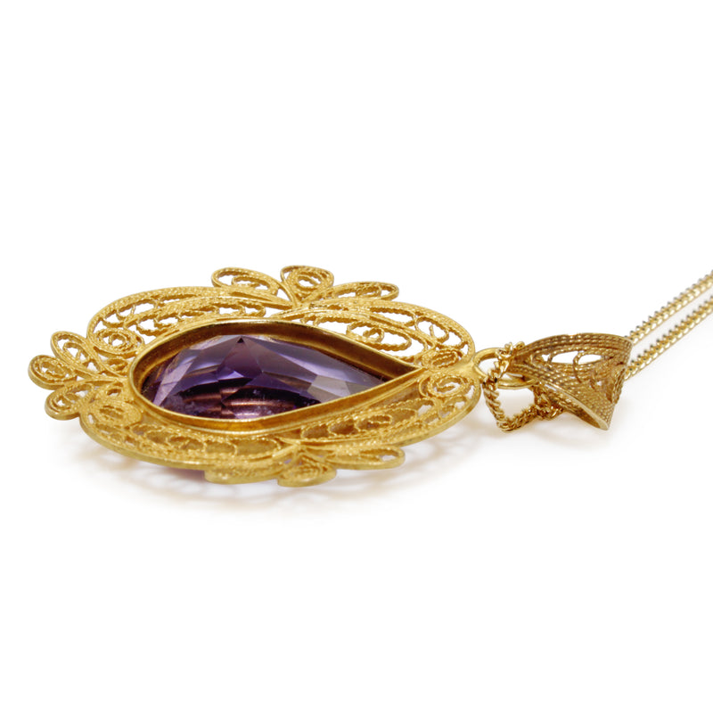18ct Yellow Gold Vintage Amethyst Pendant