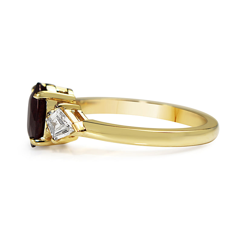 18ct Yellow Gold Ruby and Kite Diamond 3 Stone Ring