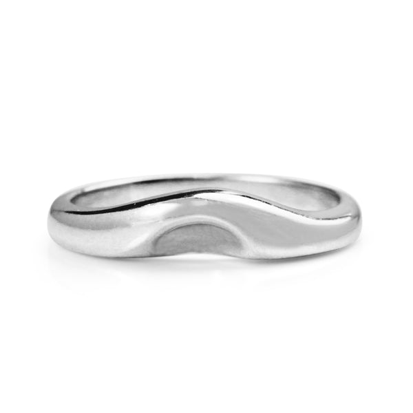 18ct White Gold Curved Wedding Band