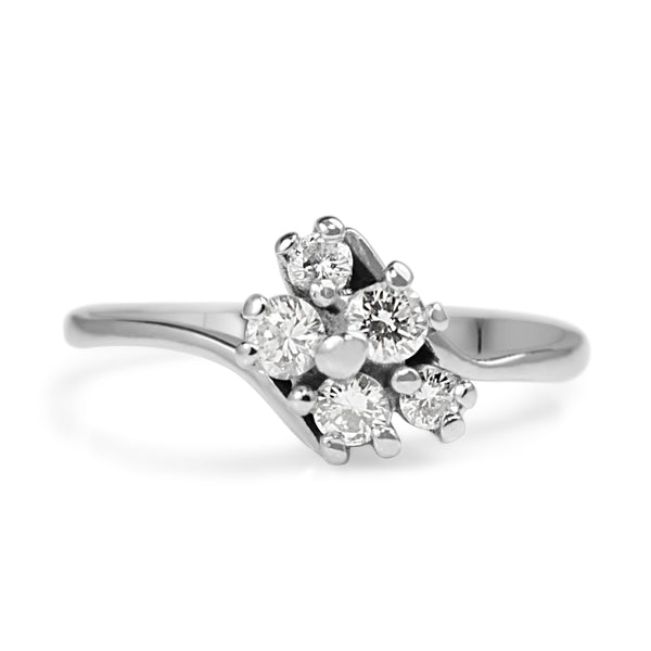 18ct White Gold Fine Diamond Ring