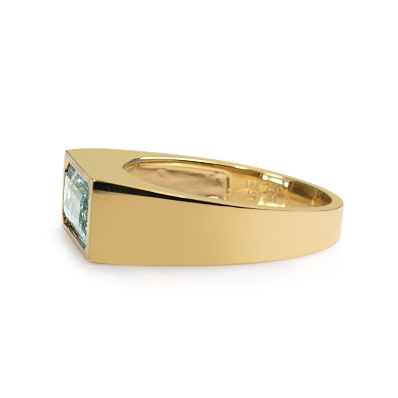 18ct Yellow Gold East West Set Aquamarine Ring