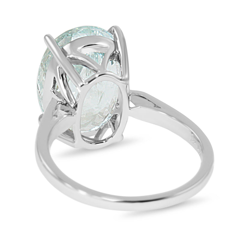 18ct White Gold Aquamarine Solitaire Ring