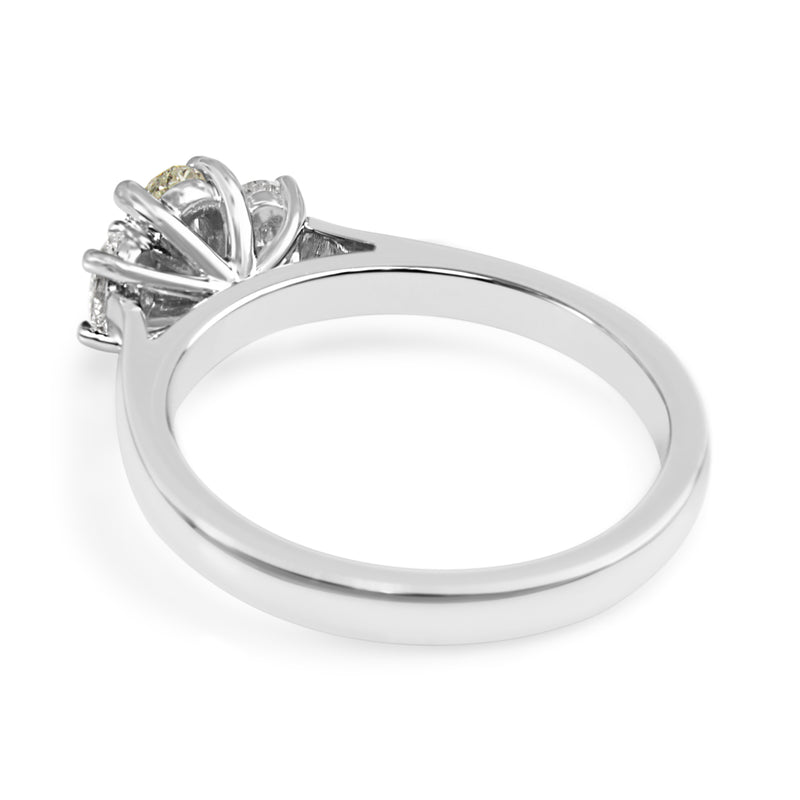 18ct White Gold 3 Stone Oval Diamond Ring
