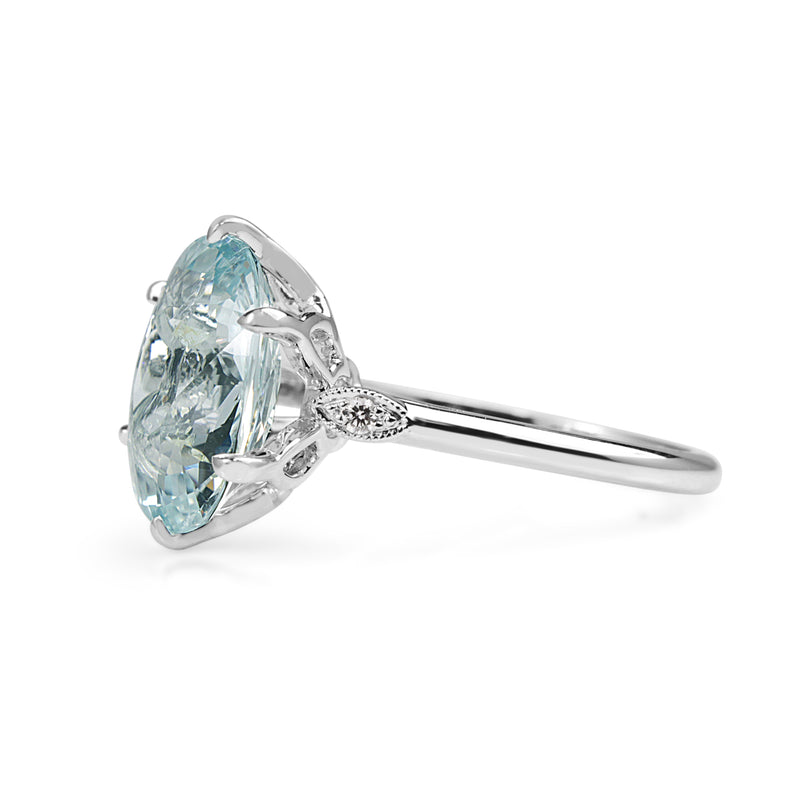 18ct White Gold Aquamarine and Diamond Ring