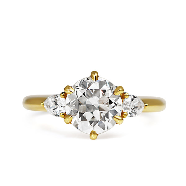 18ct Yellow Gold Old Cut Diamond and Pear Shape 3 Stone Ring