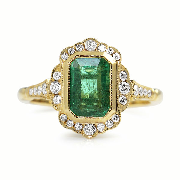 18ct Yellow Gold Emerald and Diamond Halo Vintage Style Ring