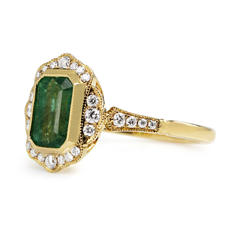 18ct Yellow Gold Emerald and Diamond Halo Vintage Style Ring