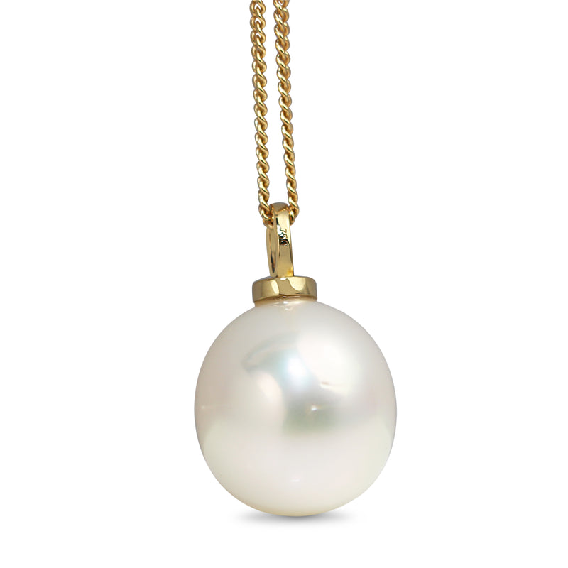 18ct Yellow Gold 16mm South Sea Pearl and Diamond Necklace